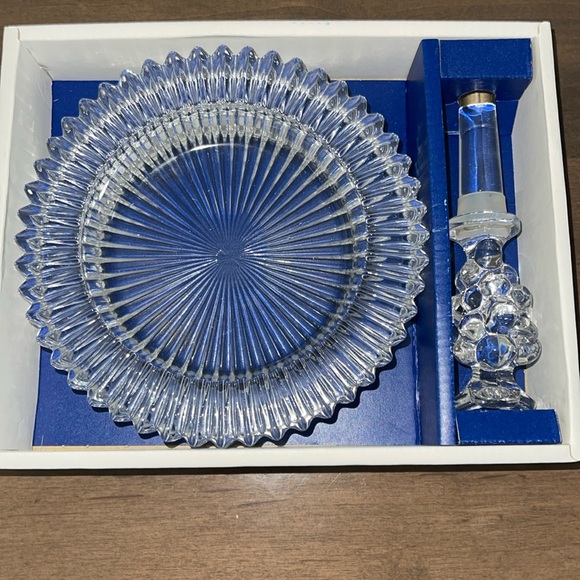 Mikasa Diamond Fire Wine set. - Picture 2 of 3